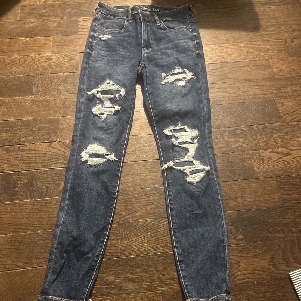 American Eagle Womens Size 6 Medium Wash Ripped High‎ Rise Jeggings Denim Jeans